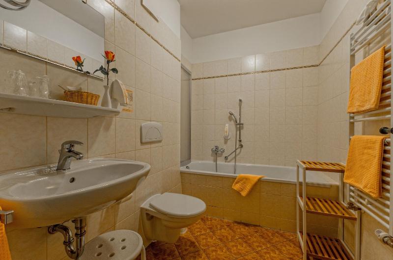 Gasthaus & Hotel Zur Henne - Oda