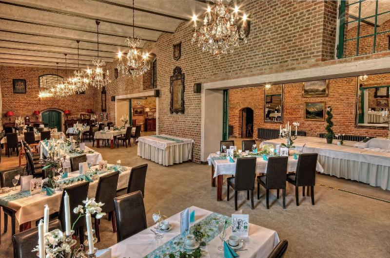 Gasthaus & Hotel Zur Henne - Restoran