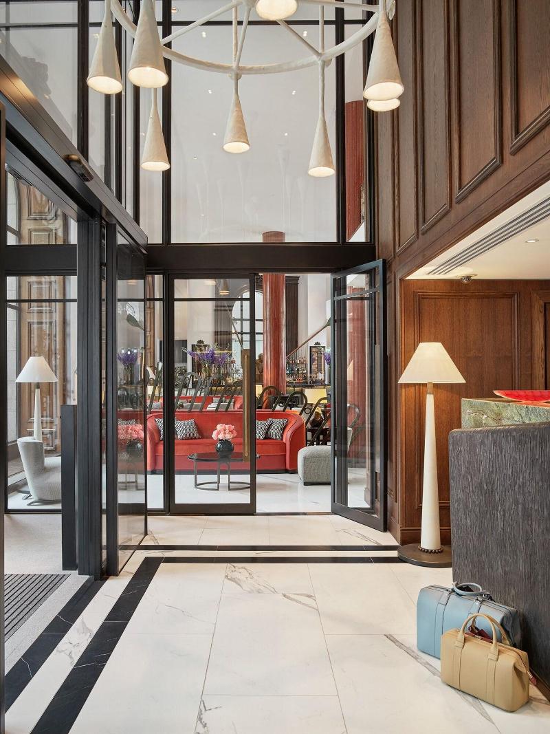 One Aldwych - Genel