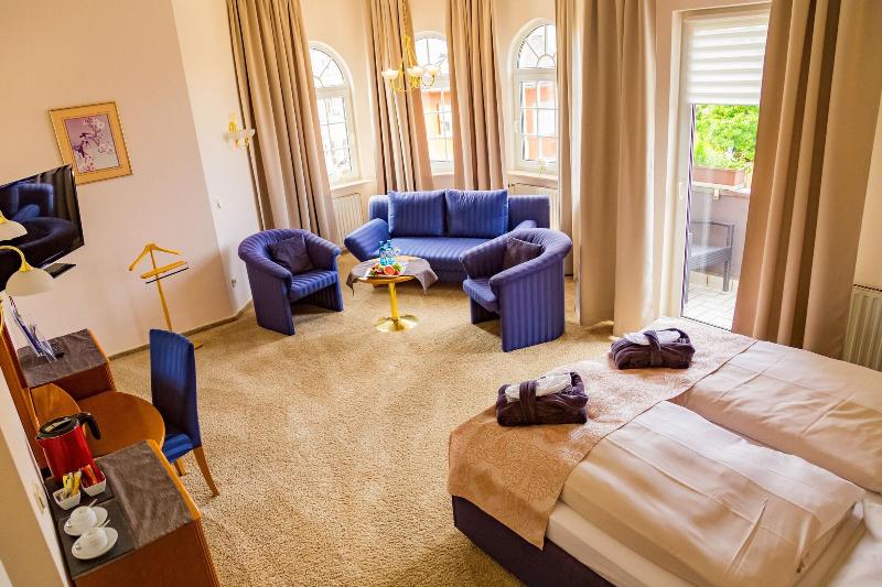 Hotel Zur Krone - Genel