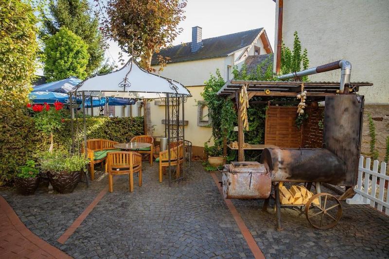 Hotel Zur Krone - Genel
