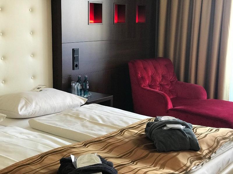 Hotel Zur Krone - Oda