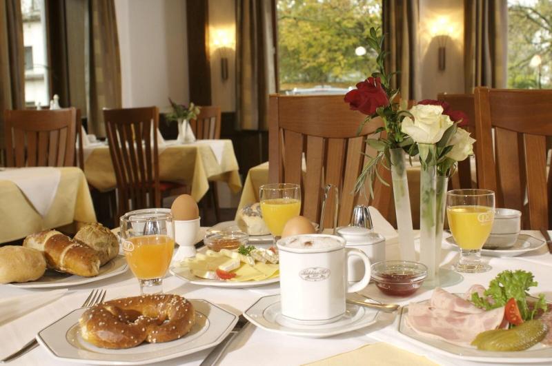 Hotel Gasthof Seefelder Hof - Restoran
