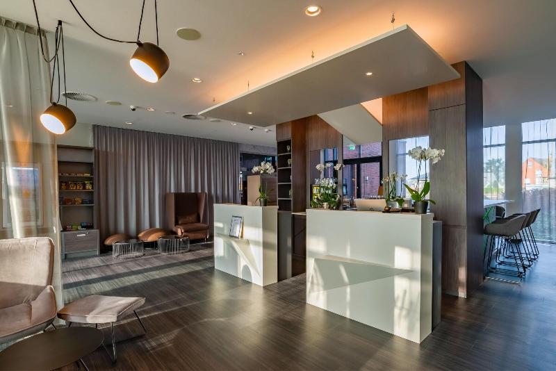 elaya hotel kevelaer, Trademark Collctn by Wyndham - Lobi