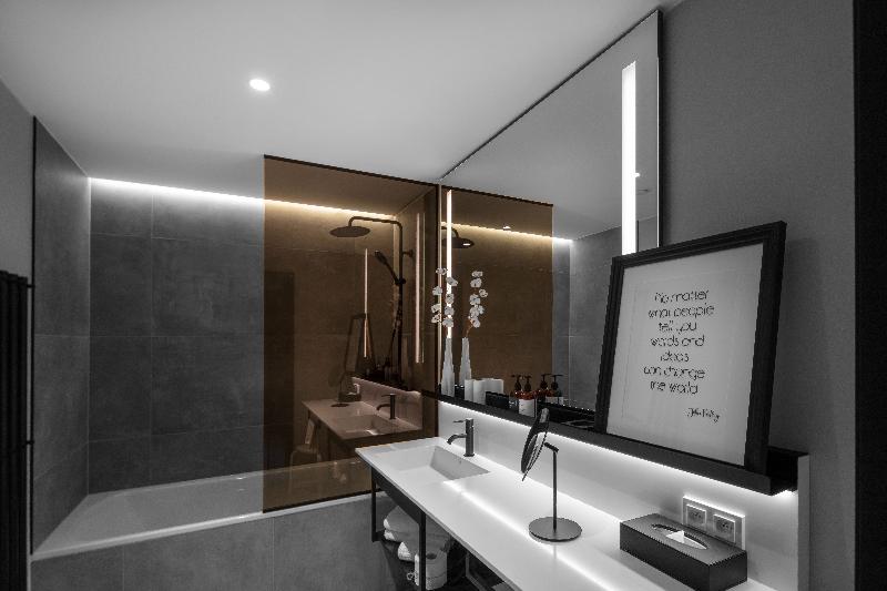 THE MANES Boutique Hotel Prague - Oda