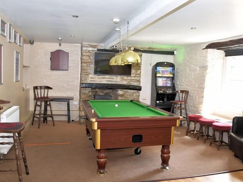 The Red Lion - Genel