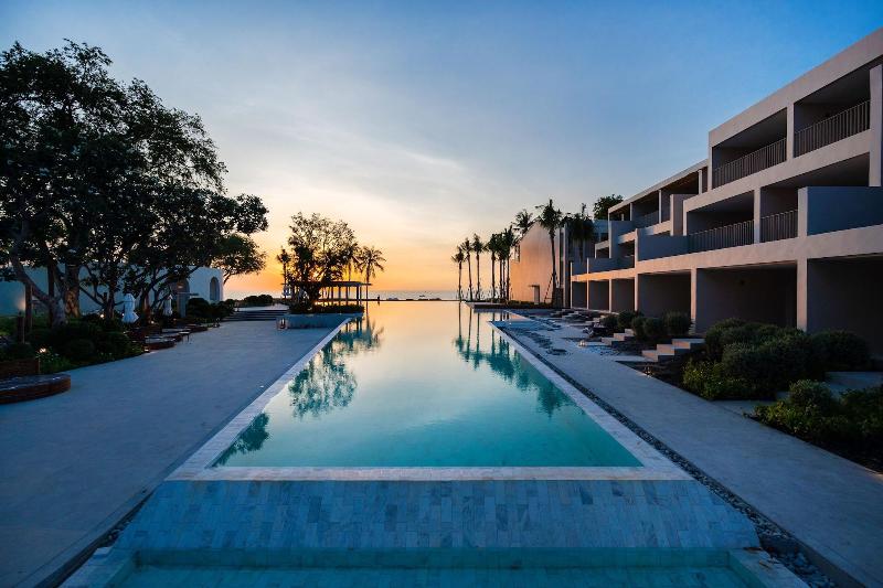 VALA Hua Hin - Nu Chapter Hotels - Havuz