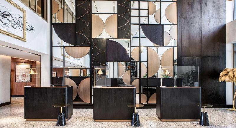 Th8 Palm Dubai Beach Resort Vignette Collection - Genel