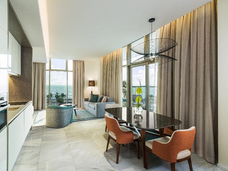 Th8 Palm Dubai Beach Resort Vignette Collection - Oda