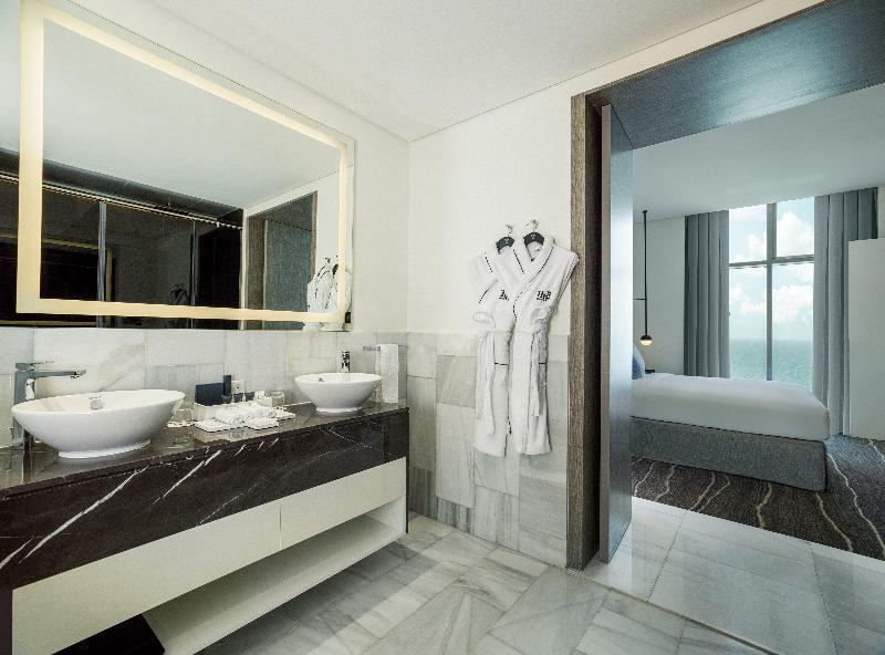 Th8 Palm Dubai Beach Resort Vignette Collection - Oda