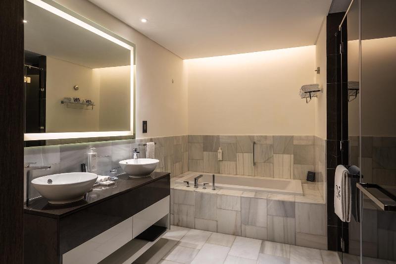 Th8 Palm Dubai Beach Resort Vignette Collection - Oda