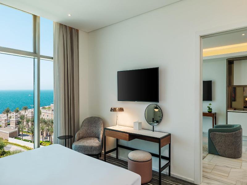 Th8 Palm Dubai Beach Resort Vignette Collection - Oda