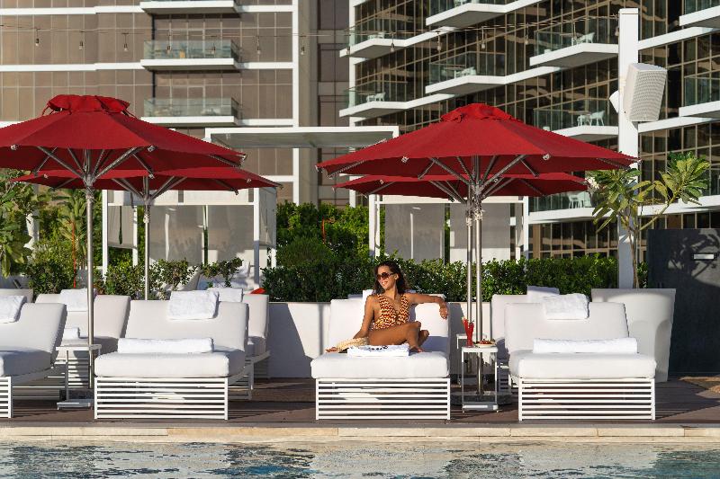 Th8 Palm Dubai Beach Resort Vignette Collection - Havuz