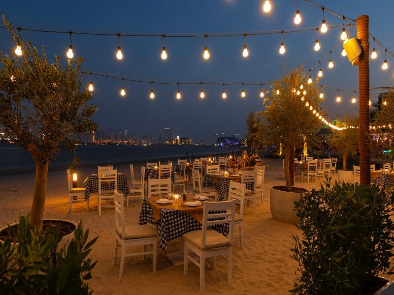 Th8 Palm Dubai Beach Resort Vignette Collection - Restoran