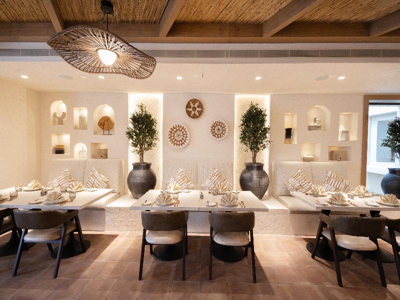 Th8 Palm Dubai Beach Resort Vignette Collection - Restoran