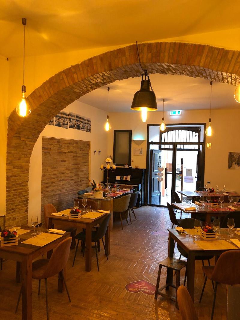 Palazzo Corso Umberto - Restoran