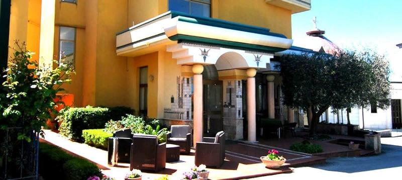 Hotel Ristorante L'Ulivo - Genel