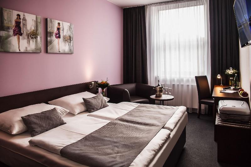 Interhotel Moskva - Genel