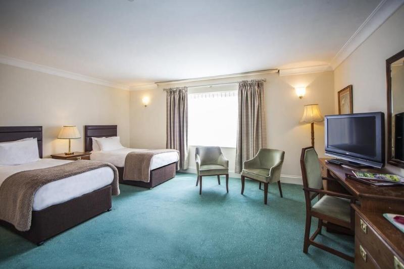The Walnut Tree Hotel - Oda