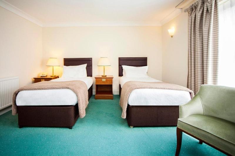 The Walnut Tree Hotel - Oda