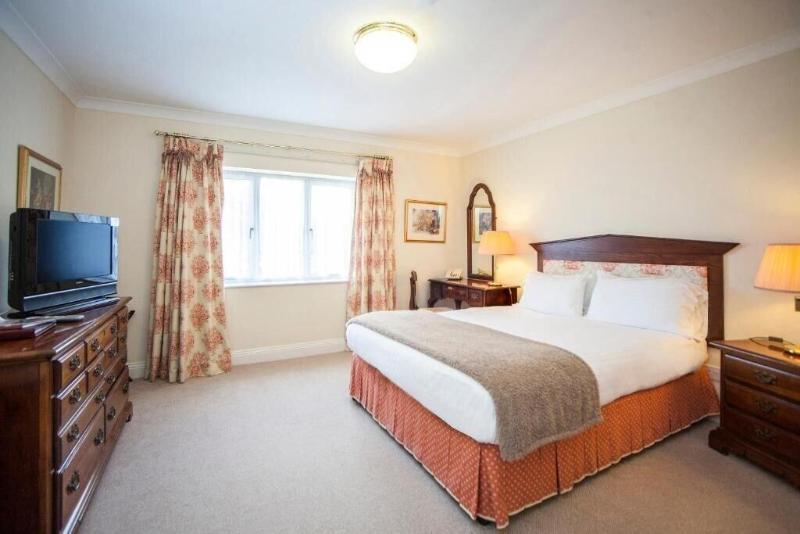 The Walnut Tree Hotel - Oda