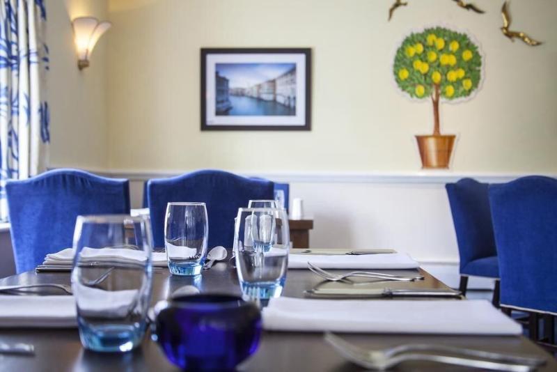 The Walnut Tree Hotel - Restoran