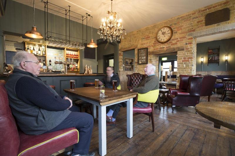 The Six Bells - Bar