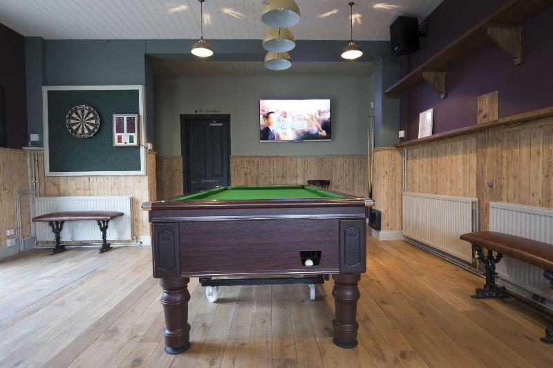 The Six Bells - Bar