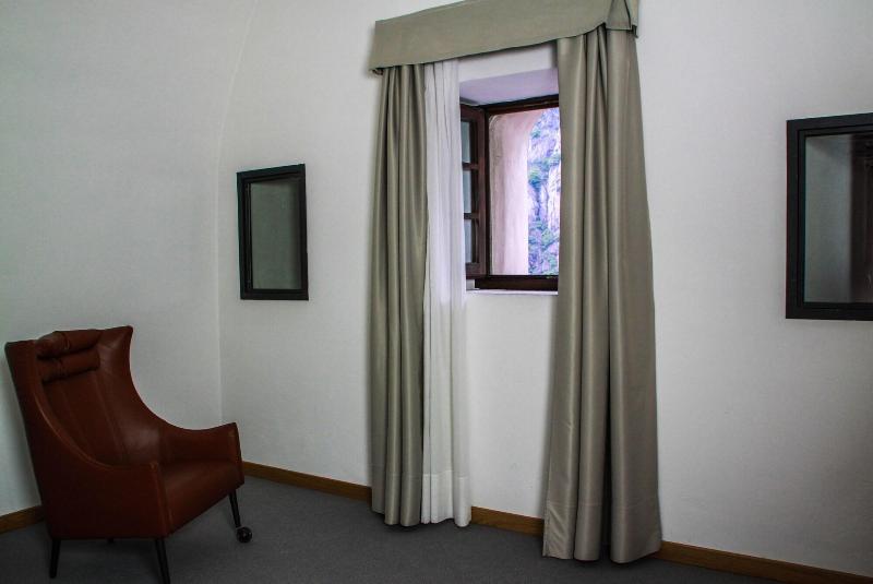 Hotel Cavour Et Des Officiers - Oda