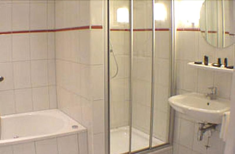 De Zon Hotel & Restaurant - Oda
