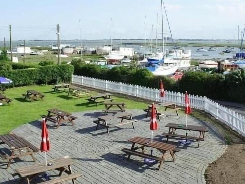 The Victory At Mersea - Teras