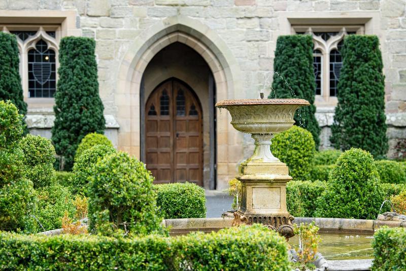 Langley Castle Hotel - Genel