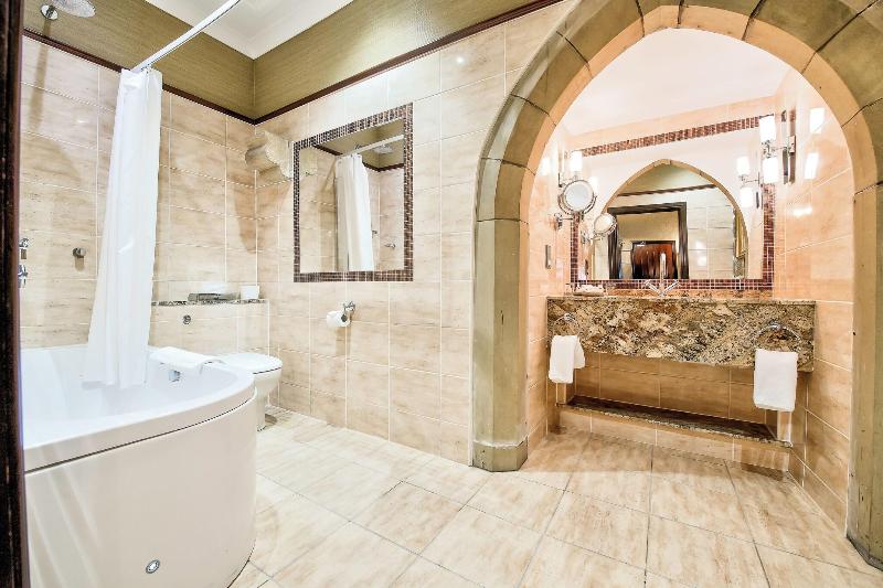 Langley Castle Hotel - Oda