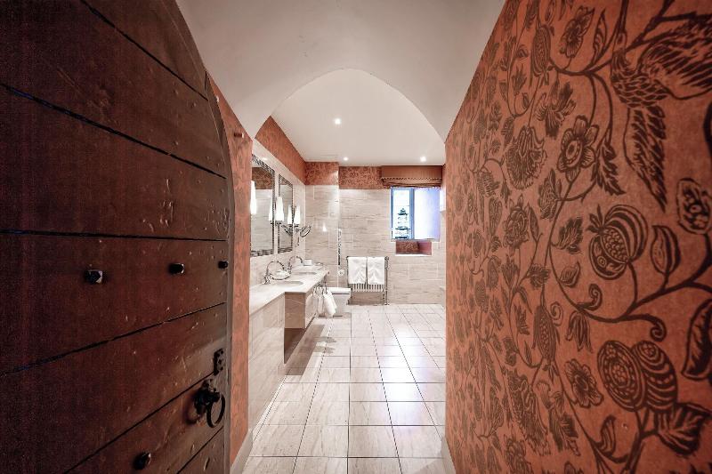 Langley Castle Hotel - Oda