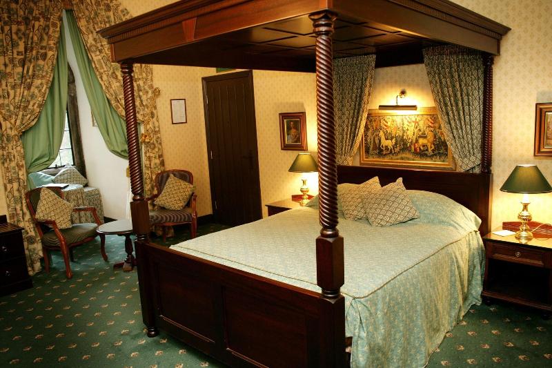 Langley Castle Hotel - Oda