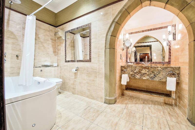Langley Castle Hotel - Oda