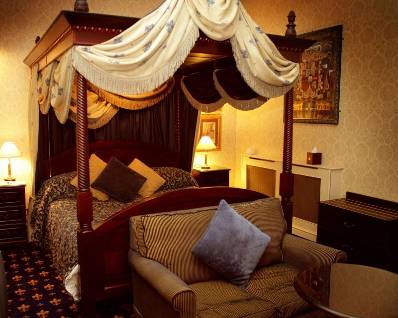 Langley Castle Hotel - Oda