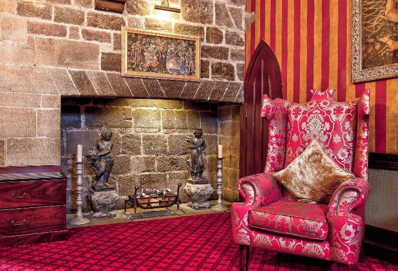 Langley Castle Hotel - Oda
