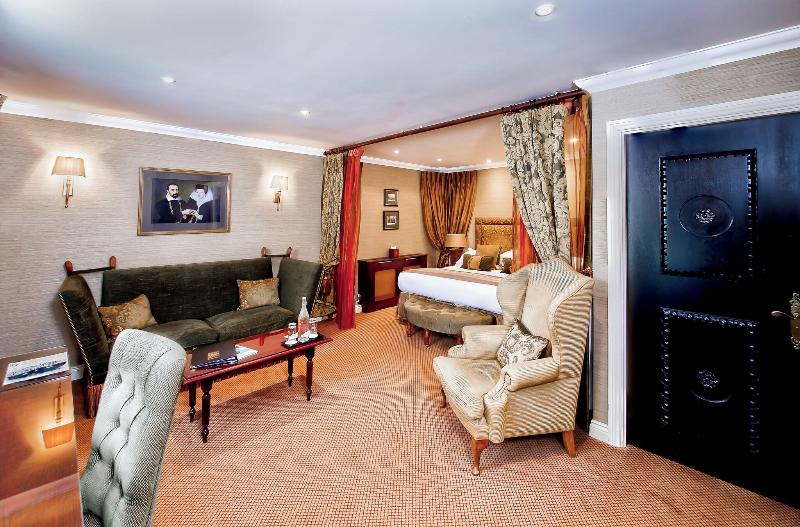 Langley Castle Hotel - Oda