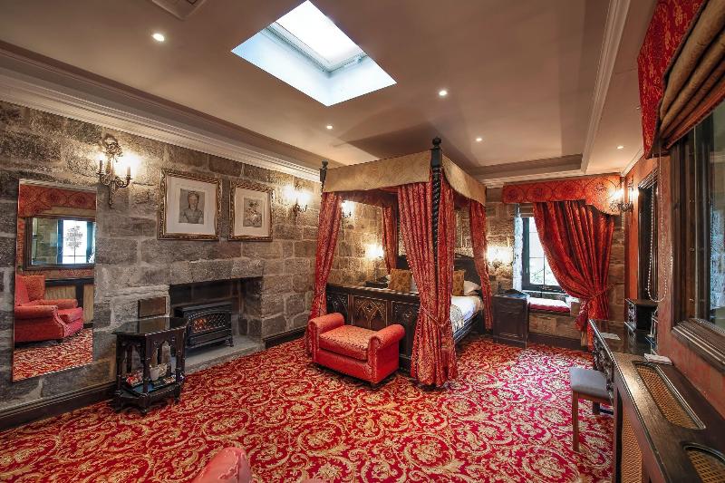 Langley Castle Hotel - Oda