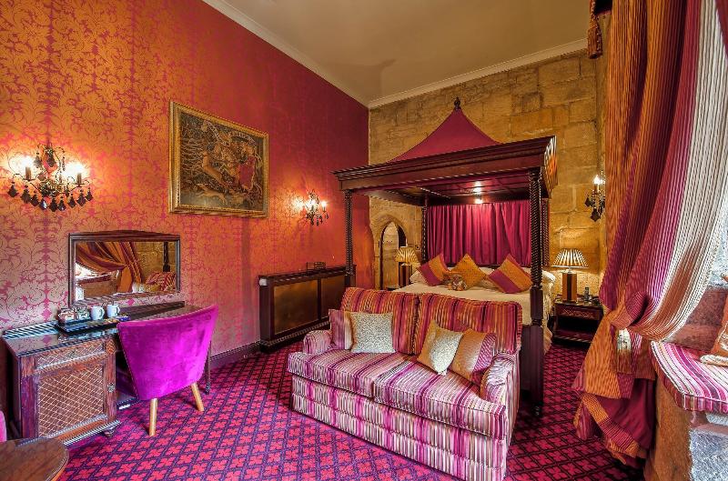 Langley Castle Hotel - Oda