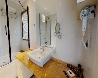 Double Royal Hotel fotoÄŸrafÄ±