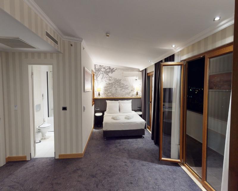 Double Royal Hotel - Oda