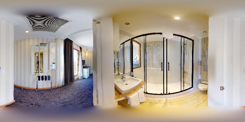 Double Royal Hotel - Oda