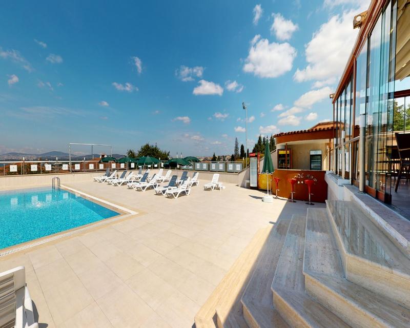 Double Royal Hotel - Havuz