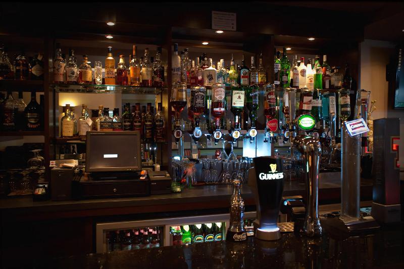 Woodland Bay Hotel - Bar