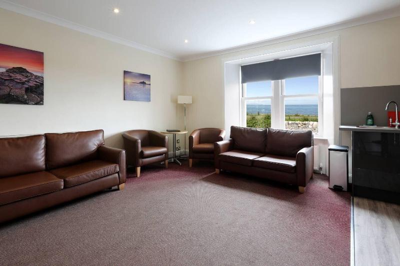 Woodland Bay Hotel - Oda