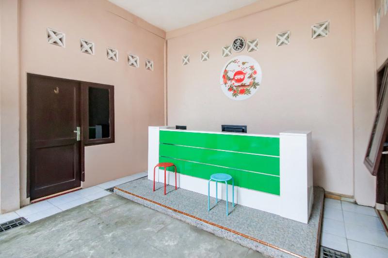 OYO 3389 Sonya Homestay Syariah - Lobi