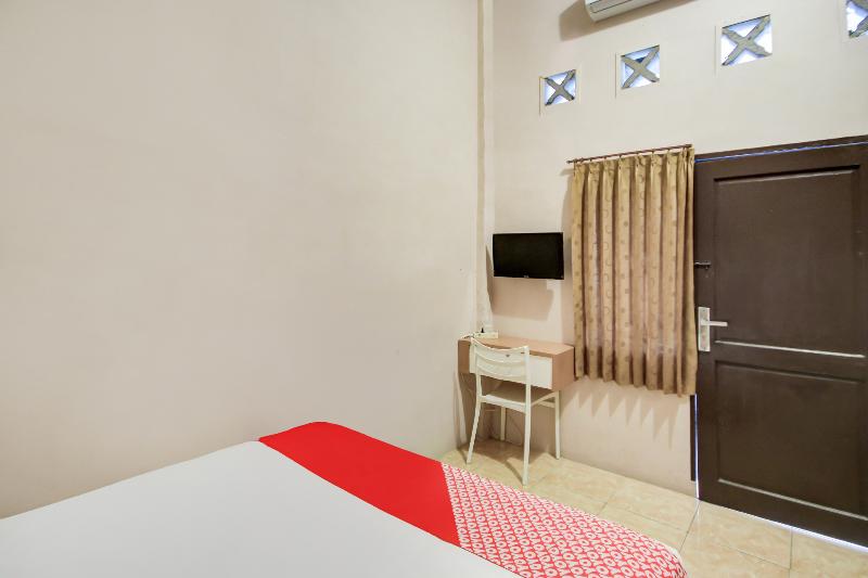 OYO 3389 Sonya Homestay Syariah - Oda