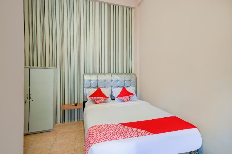 OYO 3389 Sonya Homestay Syariah - Oda